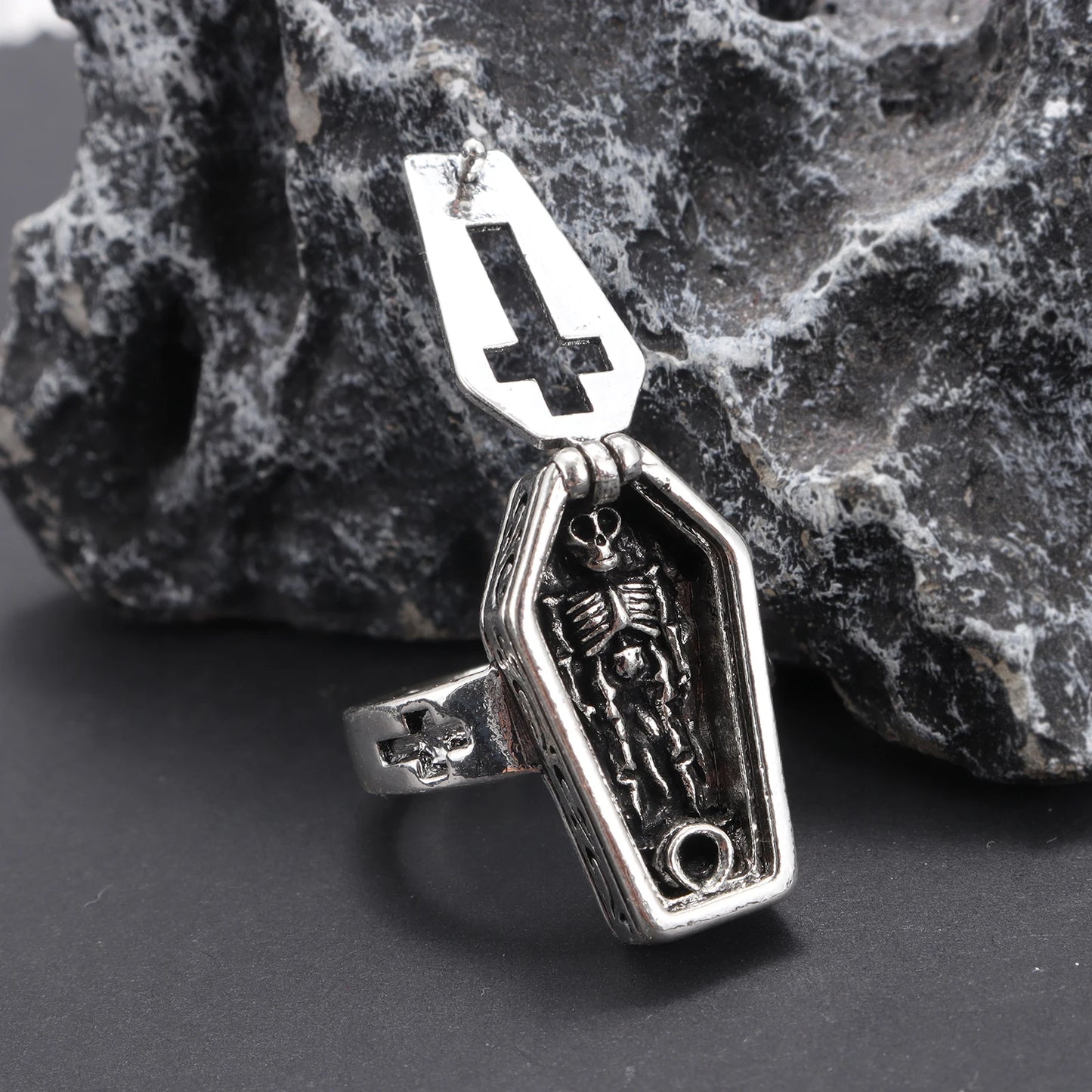 Retro Gothic Skull Coffin Ring